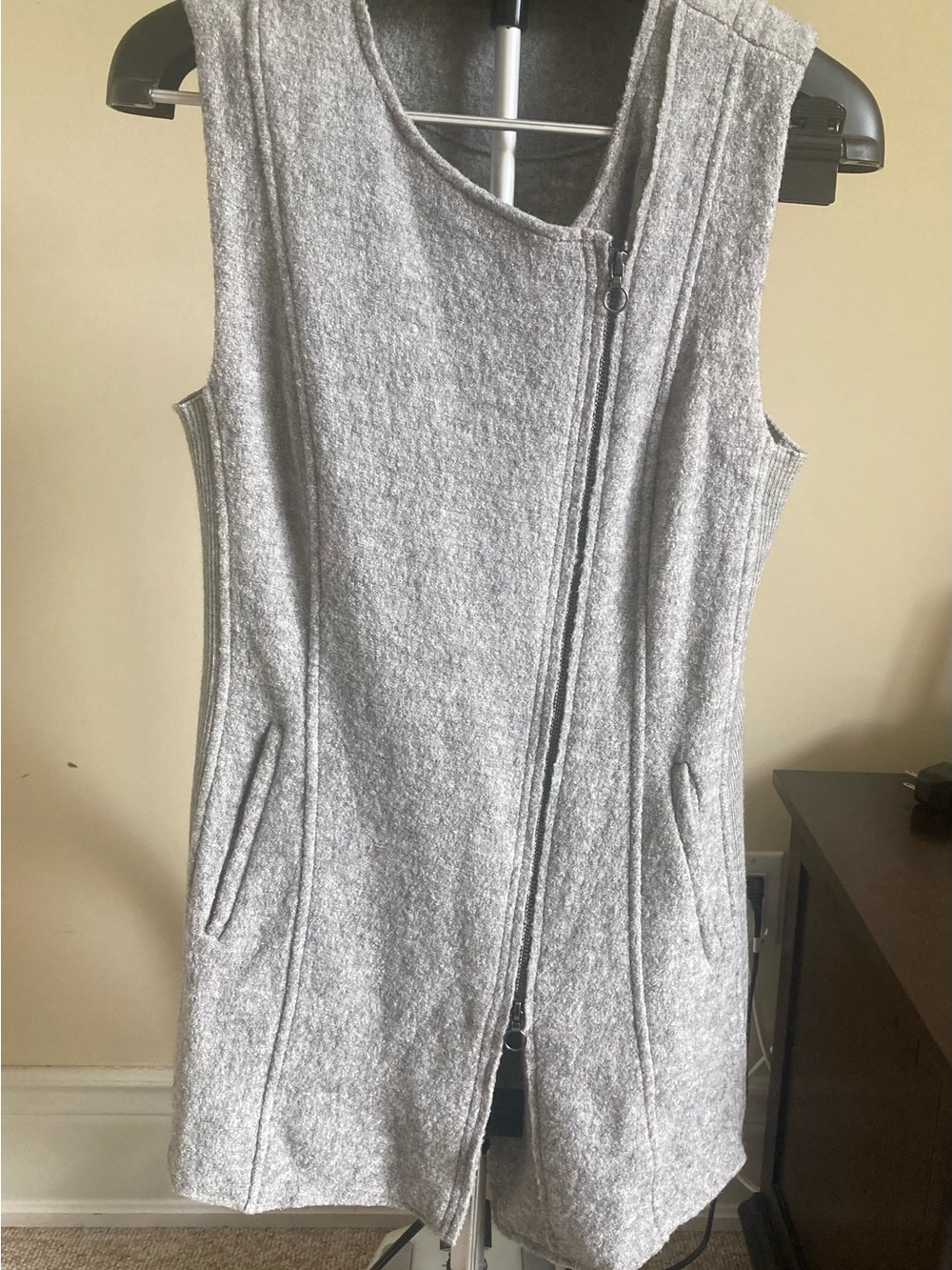 Gray Sleeveless Knit Top